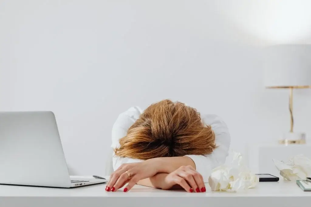 Signs Your Thyroid Medication Isn’t Working — New Life Health